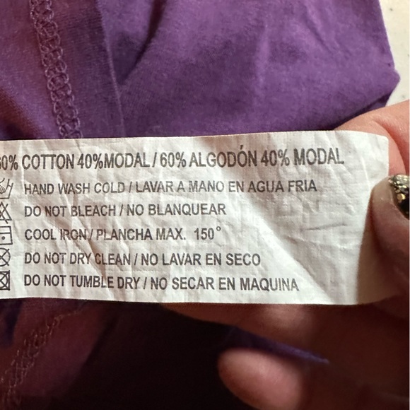 Alaniz size medium purple sequence T-shirt - Picture 7 of 8